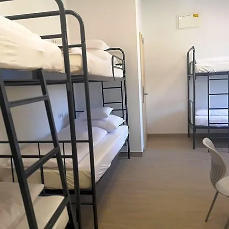 Ecostel بيت شباب بوداورس